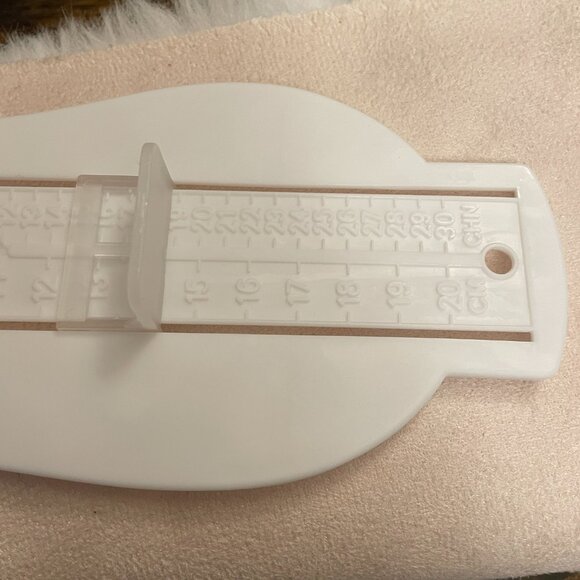 Baby Toddler Foot Measure for Shoe Sizing in White Colour (SKU: 13IN) - Picture 4 of 8